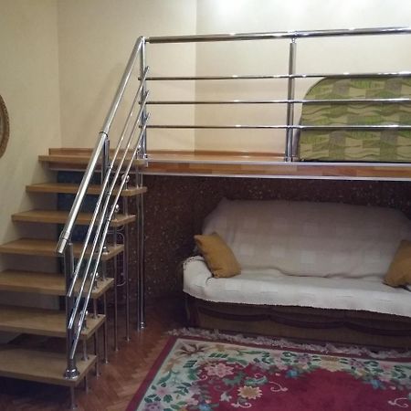 Pleasurable Apartment Near The Khotkevych Palace Лвив Екстериор снимка
